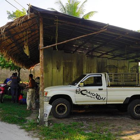 Mr. Chuoi Bar And Hut Hotel Ko Phra Thong Buitenkant foto